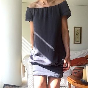 Club Monaco off the shoulder dress, size 0